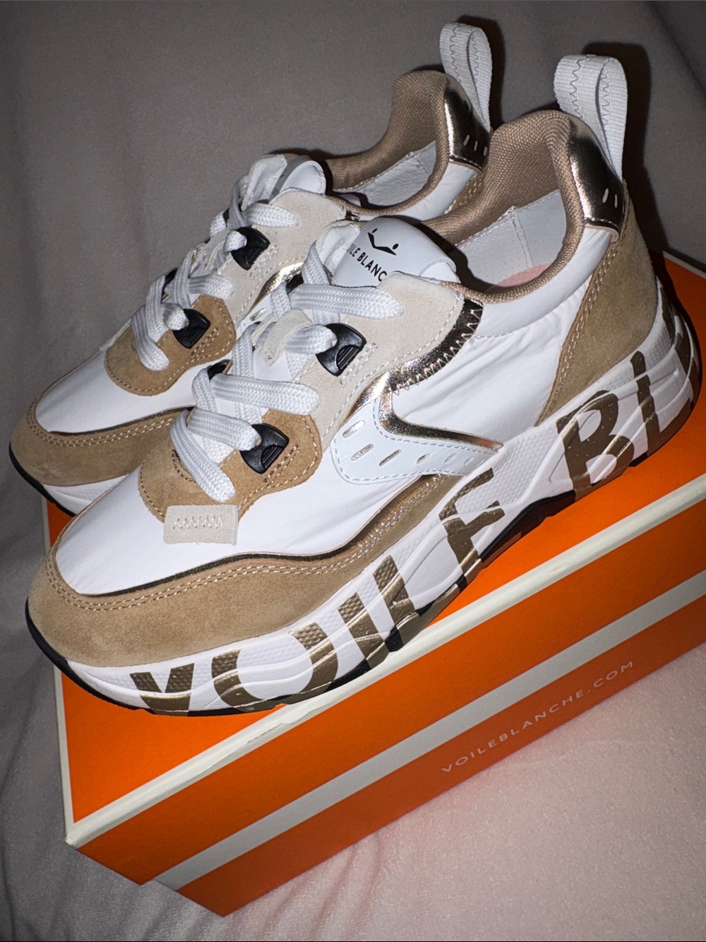 NWT VOILE BLANCHE CLUB105 Suede and Nylon Sneaker in Caramel - White - Picture 12 of 14